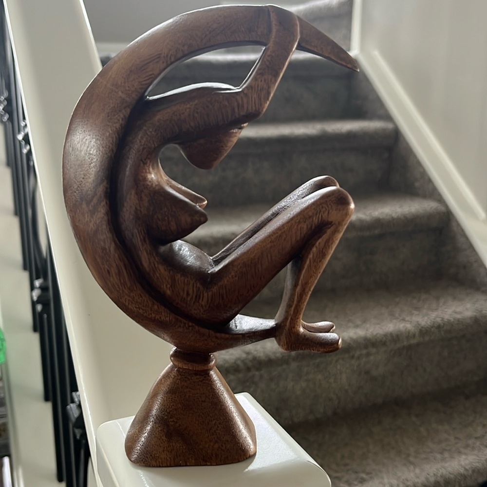 Vintage Hand-Carved Suar Wood Abstract Moon Goddess Sculpture - Balinese Art - Picture 3 of 11